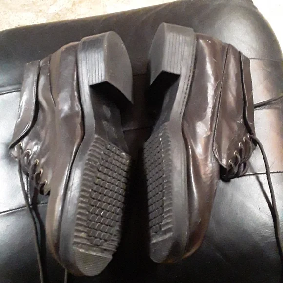 Chocolate Color Boots - Picture 4 of 5